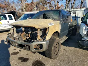 Ford F-250 SUPER DUTY 6.2L 8 2011
