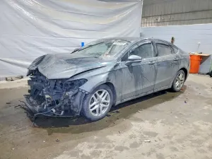 Ford Fusion SE 2.5L 4 2015