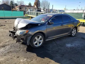 Toyota Camry L 2.5L 4 2014