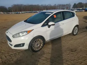 Ford Fiesta TITANIUM 1.6L 4 2015