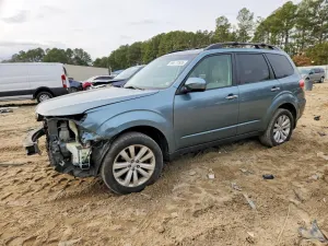 Subaru Forester 2.5X PREMIUM 2.5L 4 2013