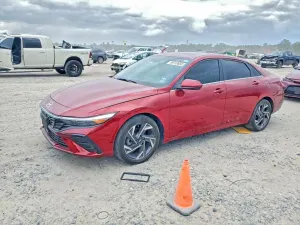 Hyundai Elantra SEL 2.0L 4 2024