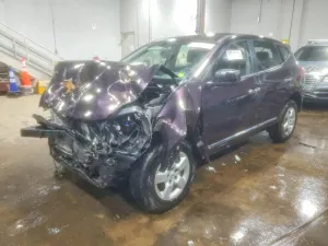Nissan Rogue S 2.5L 4 2013
