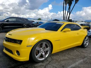 Chevrolet Camaro 2SS 6.2L 8 2012