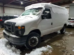 Ford Econoline E350 SUPER DUTY VAN 6.0L 8 2010