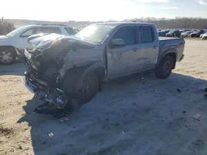 Nissan Frontier S 3.8L 6 2025