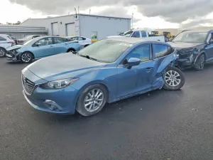 Mazda 3 TOURING 2.0L 4 2015