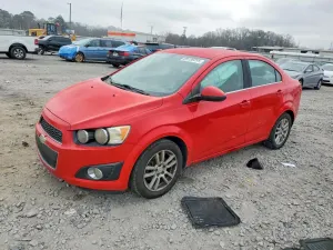Chevrolet Aveo (Sonic) LT 1.8L 4 2015