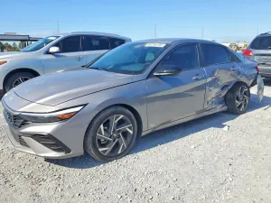 Hyundai Elantra SEL SPORT 2.0L 4 2025