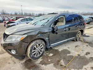 Nissan Pathfinder S 3.5L 6 2016