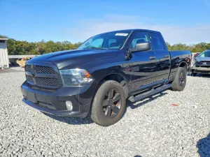 RAM 1500 ST 5.7L 8 2017