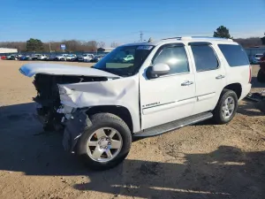 GMC Yukon DENALI 6.2L 8 2007