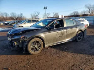 Toyota Camry XSE 2.5L 4 2025