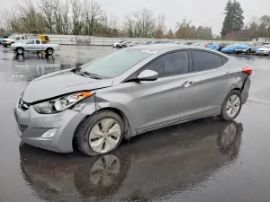 Hyundai Elantra GLS 1.8L 4 2012