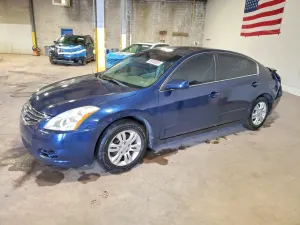 Nissan Altima BASE 2.5L 4 2011