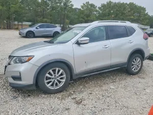Nissan Rogue S 2.5L 4 2020