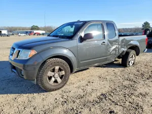 Nissan Frontier SV 4.0L 6 2012