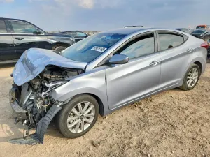 Hyundai Elantra SE 1.8L 4 2016