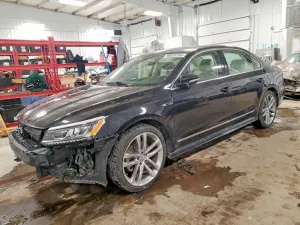 Volkswagen Passat SE R-LINE 2.0L 4 2019