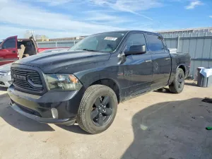 RAM 1500 ST 5.7L 8 2017