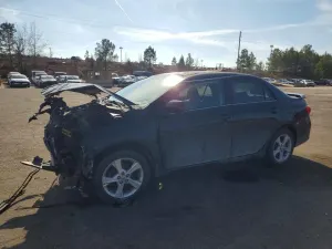 Toyota Corolla BASE 1.8L 4 2013