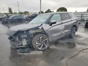 Mitsubishi Outlander SE 2.5L 4 2022