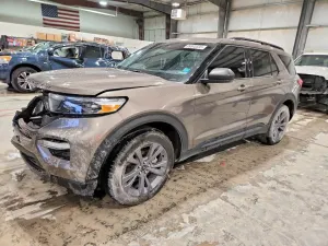 Ford Explorer XLT 2.3L 4 2021
