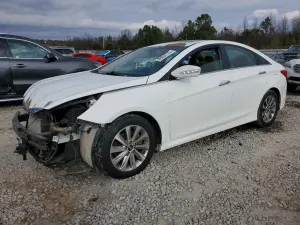 Hyundai Sonata SE 2.4L 4 2014