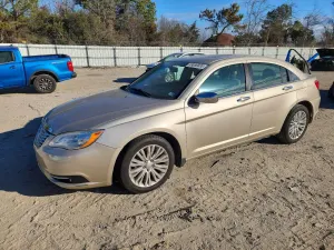 Chrysler 200 LIMITED 3.6L 6 2013