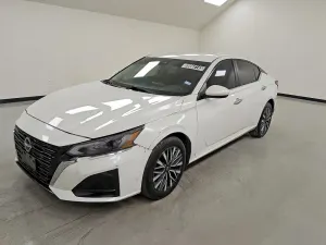 Nissan Altima 2.5L 4 2023
