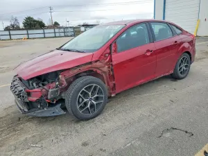 Ford Focus SEL 2.0L 4 2017