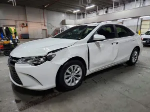 Toyota Camry LE 2.5L 4 2015