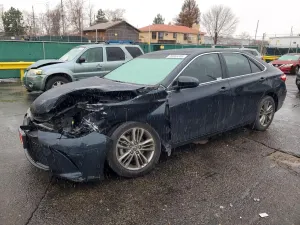 Toyota Camry LE 2.5L 4 2015
