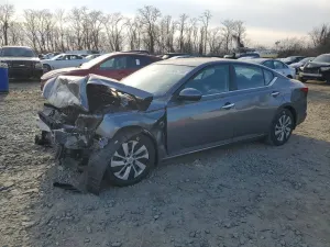 Nissan Altima S 2.5L 4 2023