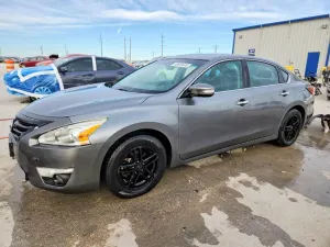 Nissan Altima 3.5S 3.5L 6 2015