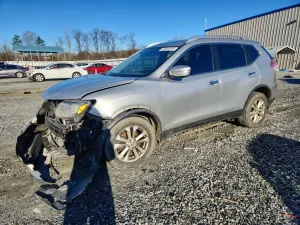 Nissan Rogue S 2.5L 4 2015