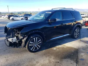 Nissan Pathfinder PLATINUM 3.5L 6 2022