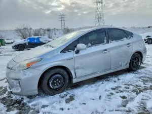 Toyota Prius 1.8L 4 2013