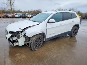 Jeep Cherokee LATITUDE PLUS 2.4L 4 2019