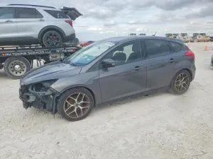 Ford Focus SEL 2.0L 4 2018