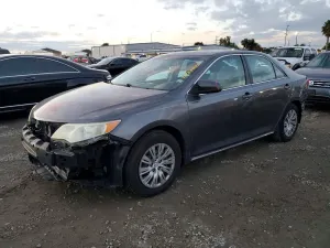 Toyota Camry L 2.5L 4 2014