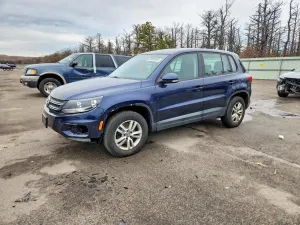 Volkswagen Tiguan 2.0L 4 2013