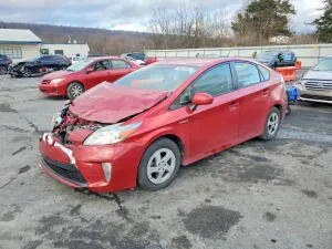 Toyota Prius 1.8L 4 2013