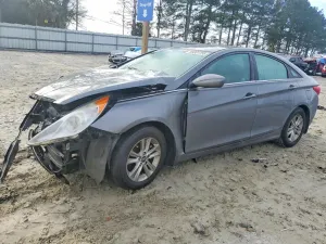 Hyundai Sonata GLS 2.4L 4 2013