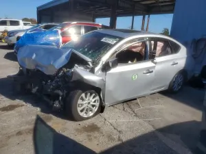 Nissan Sentra S 1.8L 4 2017