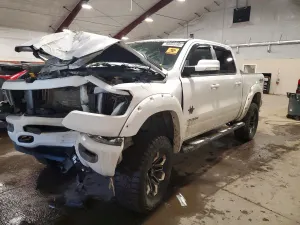 RAM 1500 BIG HORN/LONE STAR 5.7L 8 2020