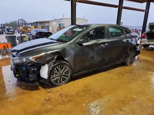 Kia Cerato / Forte / K3 GT LINE 2 L 4 2024