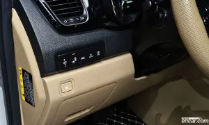 Kia Canival Noblesse Special 9-Seater Hi-Limousine 2018