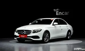 Mercedes-benz E-class E300 4MATIC Avnatgarde 2019