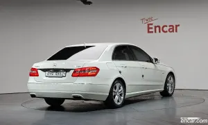 Mercedes-benz E-class E220 CDI Avantgarde 2012